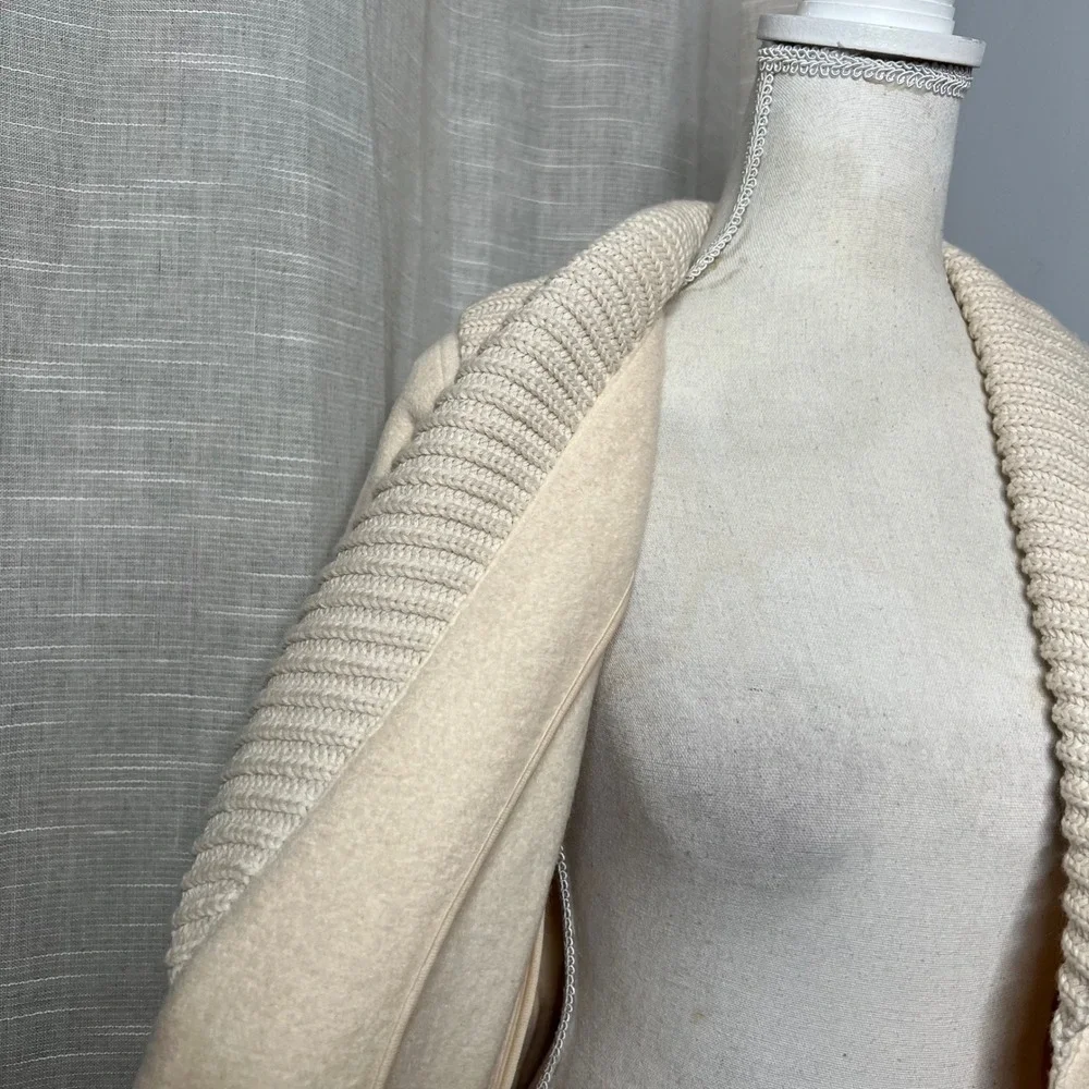 Banana Republic Wool Coat Jacket Wrap Shawl Belted Cream Ivory Womens Size Small